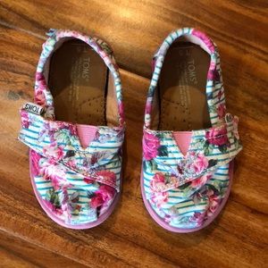 Toms toddler 5